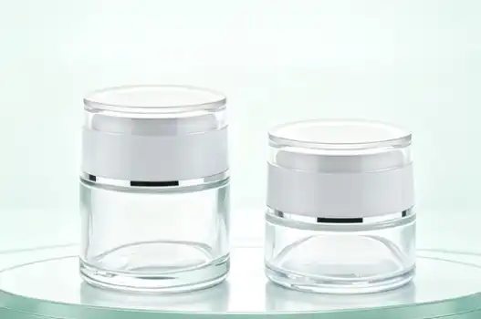 Benefits of Using Clear Glass Cosmetic Jars With Lids for Skincare Products